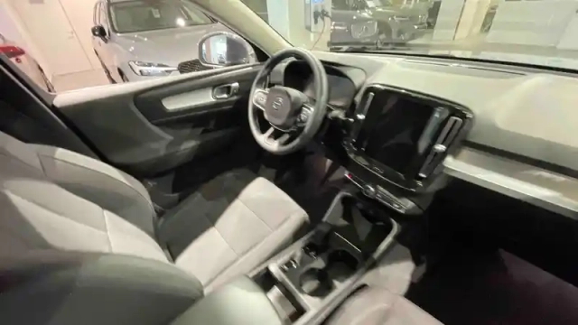 Volvo Xc40 t5 recharge 180+82 ch dct7 — photo 19