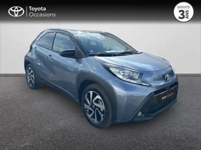Toyota Aygo x 1.0 vvt-i 72ch design s-cvt my24 — photo 11