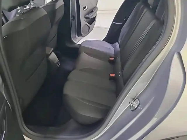 Peugeot 208 electrique 50 kwh 136ch — photo 63