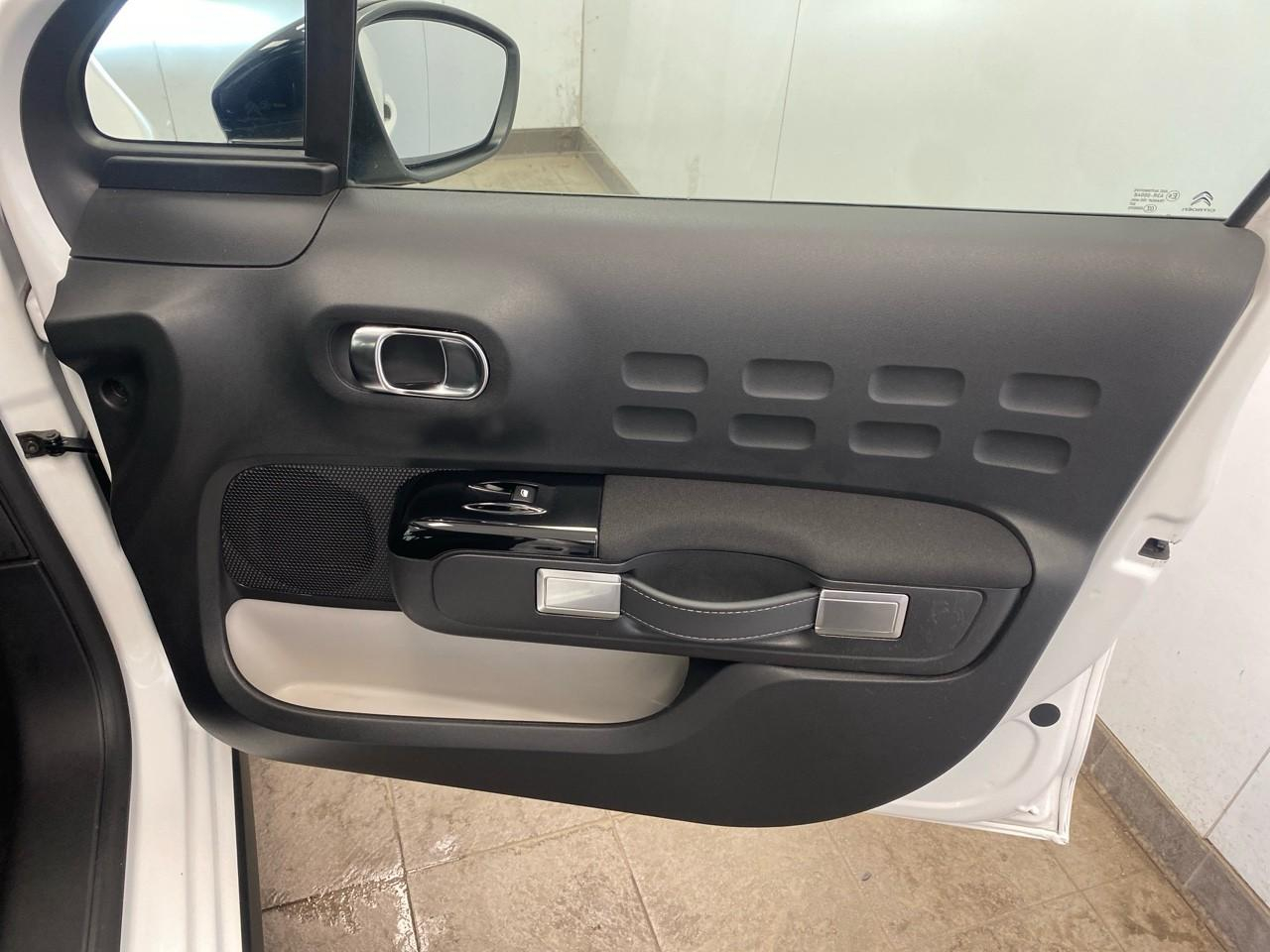 Citroën C3 societe puretech 83 bvm pro business r — photo 25