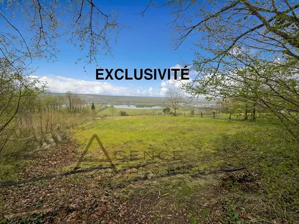 A saisir terrain non constructible sur la commune de TOURVILLE LA RIVIERE.