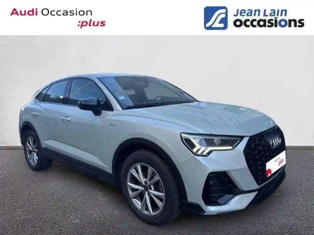 Audi Q3 sportback 35 tfsi 150 ch s tronic 7 — photo 3