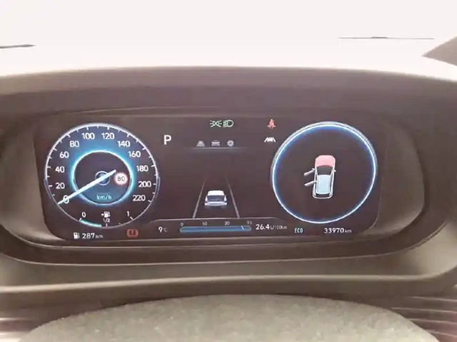 Hyundai I20 1.0 t-gdi 100 dct-7 hybrid 48v — photo 32