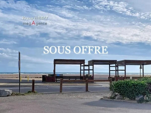 APPARTEMENT 32m2 - 1CHAMBRE- 1 LOGGIA- BORD DE MER