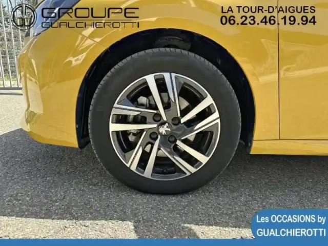 Peugeot 208 1.2 puretech 100ch s&amp;s allure eat8 — photo 11