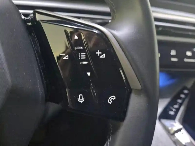 Peugeot 5008 hybrid 136 e-dcs6 — photo 96