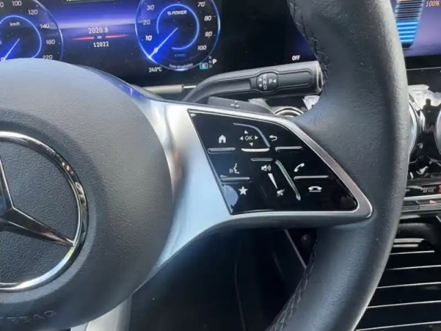Mercedes Eqa 250+ edition — photo 13