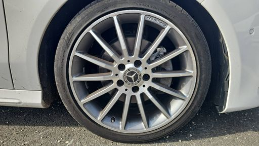 Mercedes Classe CLA 2.1 200 136 7G-DCT - Starlight – 2019 – 109524 km – Diesel – Boîte Automatique — photo 26