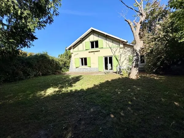 Maison 4 pièces 138 m²