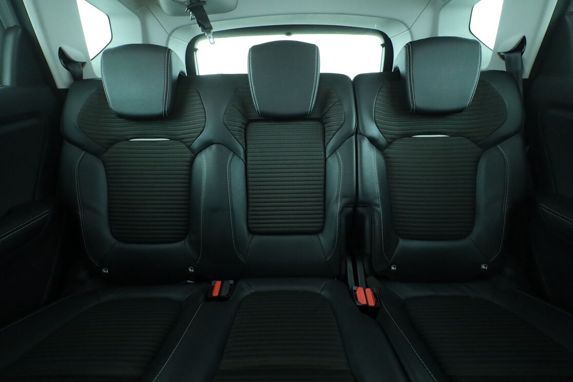 Renault Scenic 1.7 dCi Blue Bose Edition EDC — photo 14