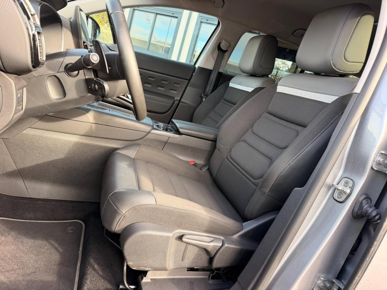 Citroën C5 Aircross puretech 130ch s&s shine eat8 — photo 10