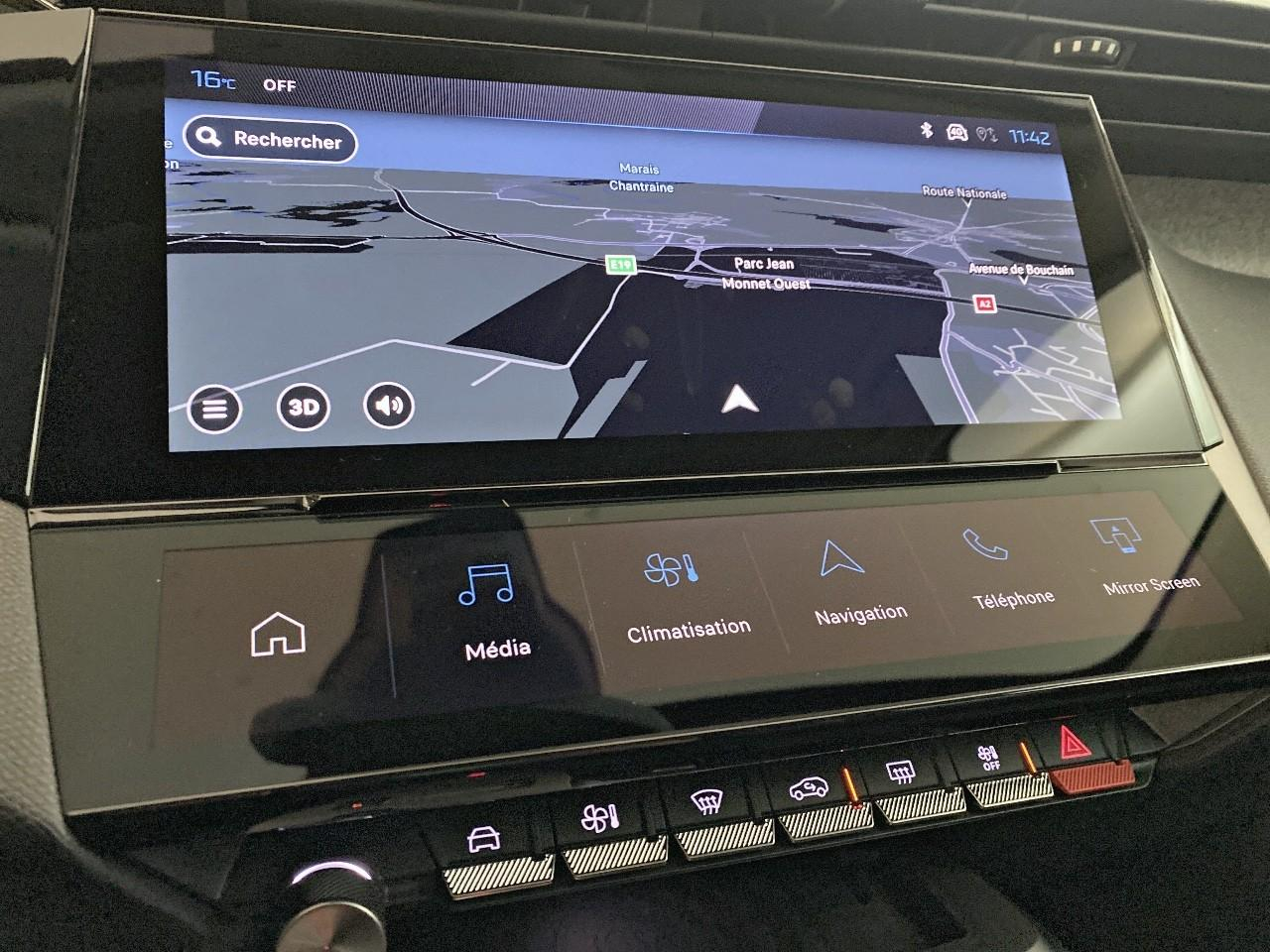Peugeot 308 sw hybrid 145 e-dcs6 allure — photo 16