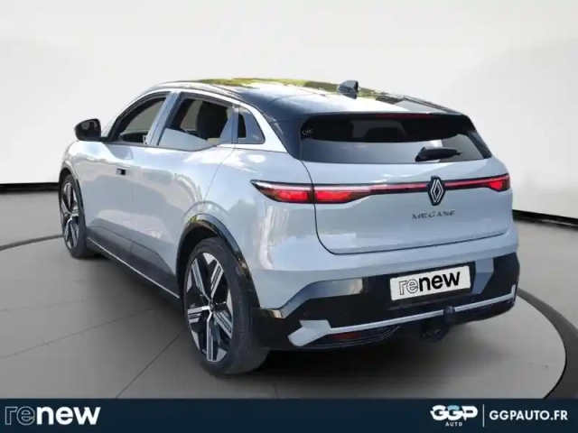 Renault Megane e-tech electric ev60 220ch iconic super charge — photo 18