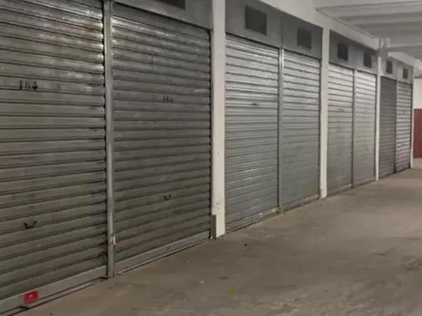 Garage/Parking