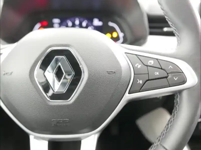 Renault Clio 1.0 tce 90ch intens -21n — photo 11