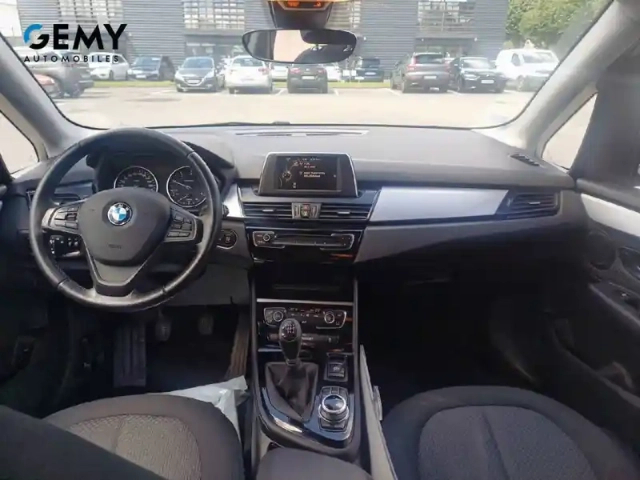 Bmw Serie 2 active tourer 216d 116 ch — photo 8