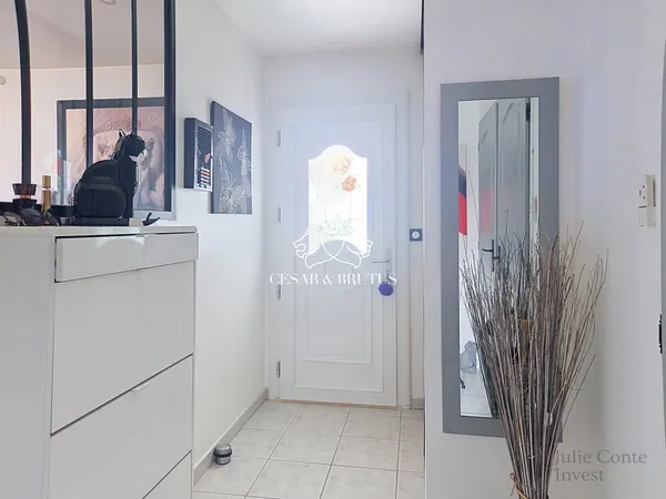Villa familiale proche de tout sans nuisances