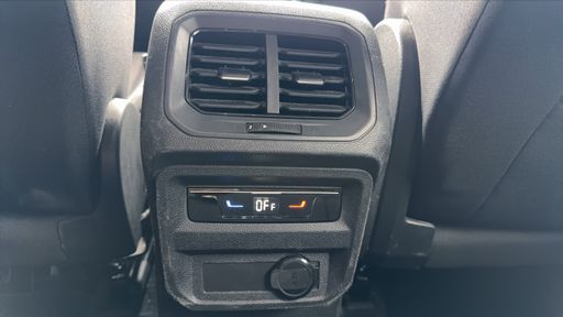 Volkswagen Tiguan ALLSPACE 2.0 TDI 150 - Life Business – 2022 – 198154 km – Diesel – Boîte Manuelle — photo 21