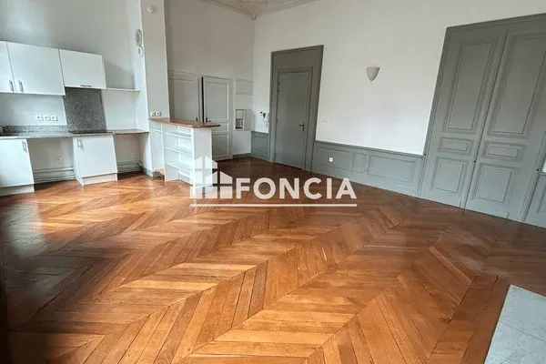 Appartement 2 pièces 57 m²
