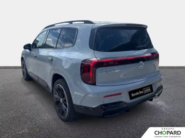 Mercedes Glb 250+ eq — photo 5