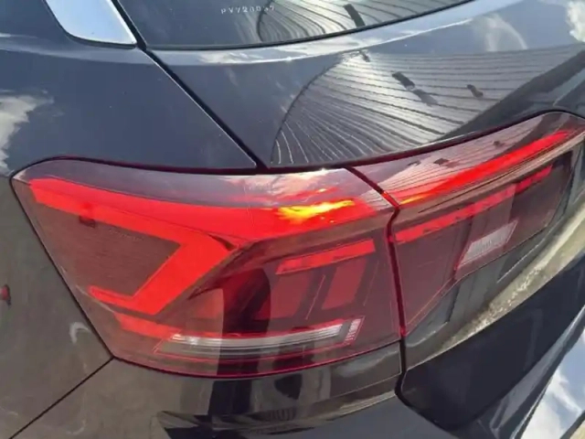 Volkswagen T-Roc 1.5 tsi evo 150ch style dsg7 — photo 8