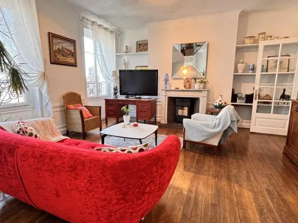 Appartement 6 pièces 124 m²