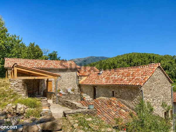 Mas 5 pièces 129 m²