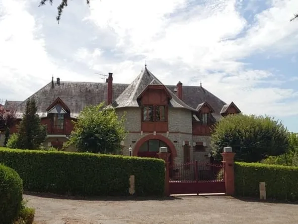Maison de prestige à Villefranche de Rouergue