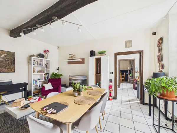 Immeuble 208 m²