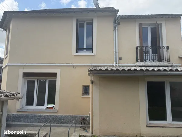 Location pavillon individuel proche centre-ville