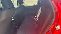 Toyota Yaris 116h Design 5p MC24 — photo 13