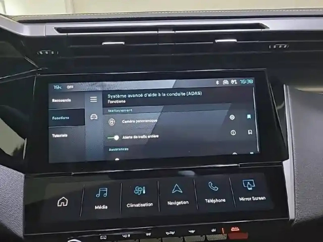 Peugeot 308 hybrid 145 e-dcs6 — photo 75