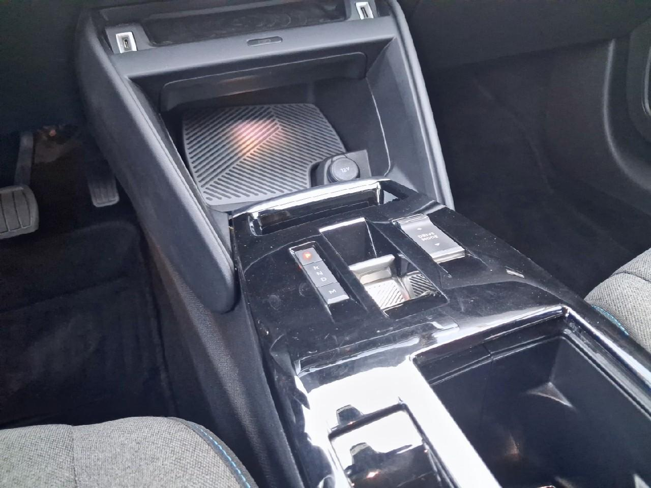 Citroën C4 bluehdi 130 s&s eat8 shine — photo 14