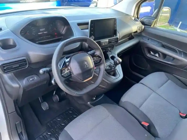 Peugeot Partner standard 1.6 bluehdi 100ch premium — photo 8