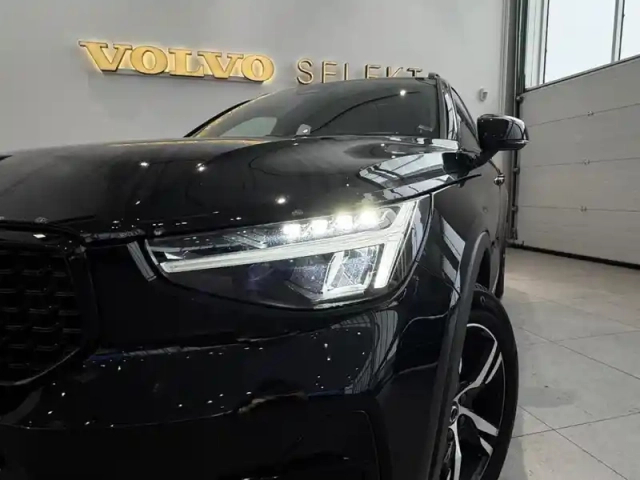 Volvo Xc40 b3 163 ch dct7 plus — photo 18