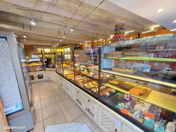 Boulangerie-Pâtisserie avec appartement - Sud de Lyon - 395 000