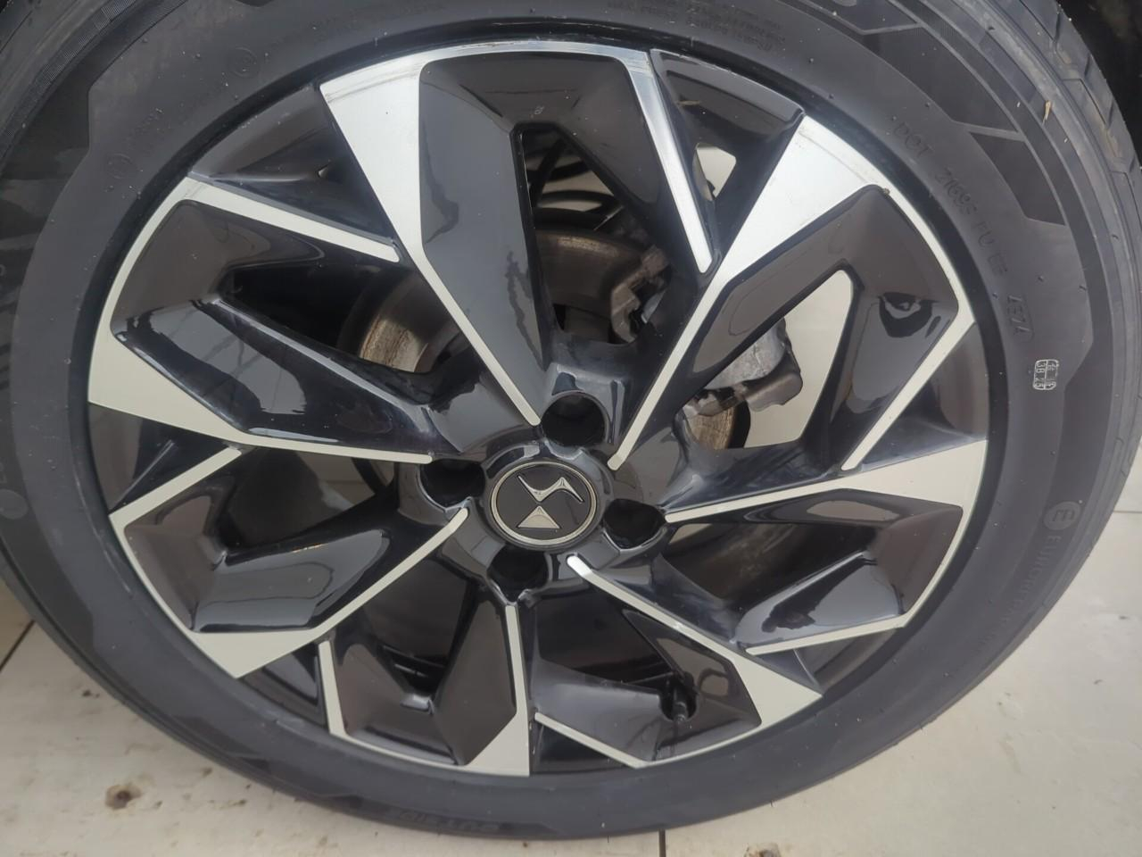 Ds Ds 3 puretech 130 eat8 rivoli — photo 23