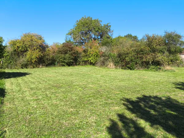 Terrain 1300 m²
