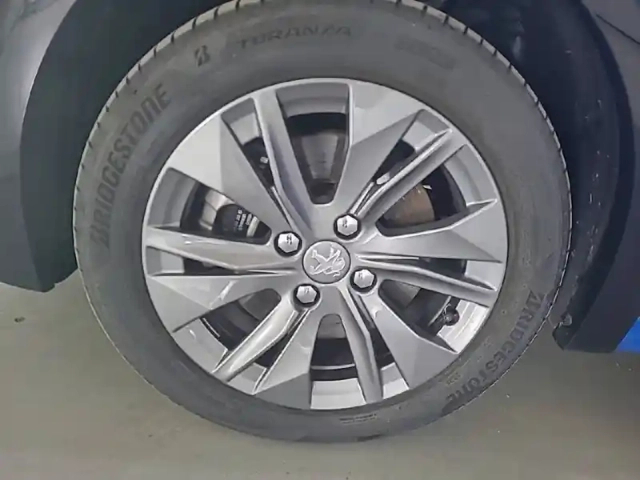Peugeot 208 electrique 50 kwh 136ch — photo 13