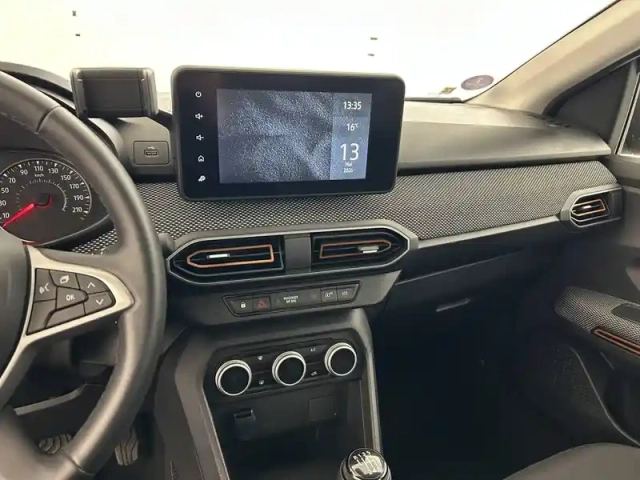 Dacia Sandero tce 110 — photo 21