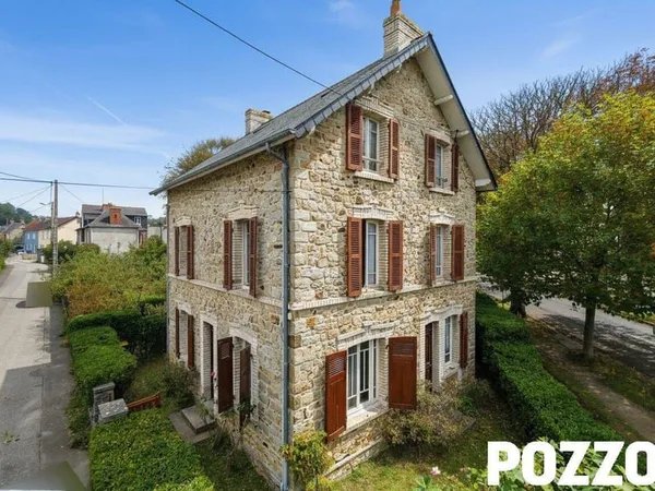 Maison 8 pièces 130 m²