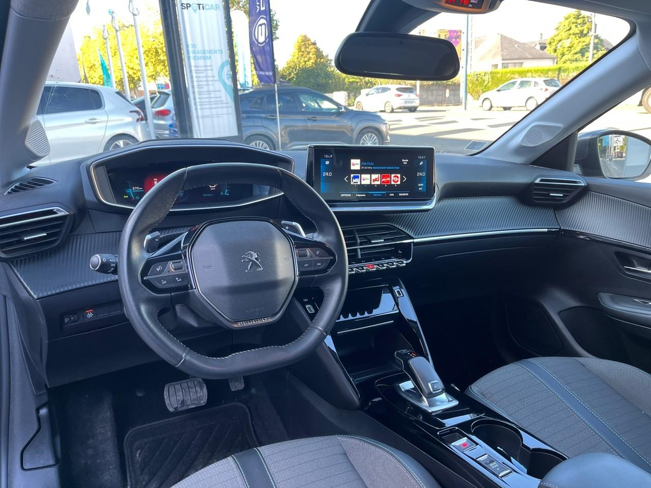 Peugeot 208 puretech 100 s&s eat8 allure pack — photo 8