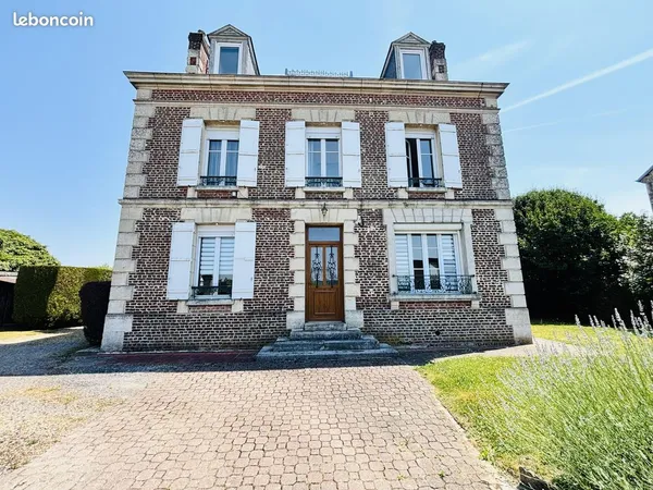 Maison de maître rénovée 220 m² | 6 chambres | Terrasse et jardin