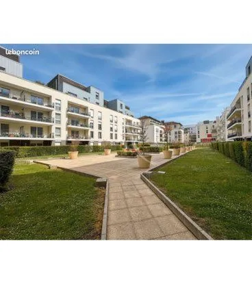 T3 Lucé carré d'or