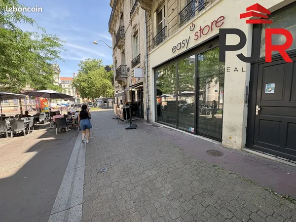 Local commercial 113 m² Nancy