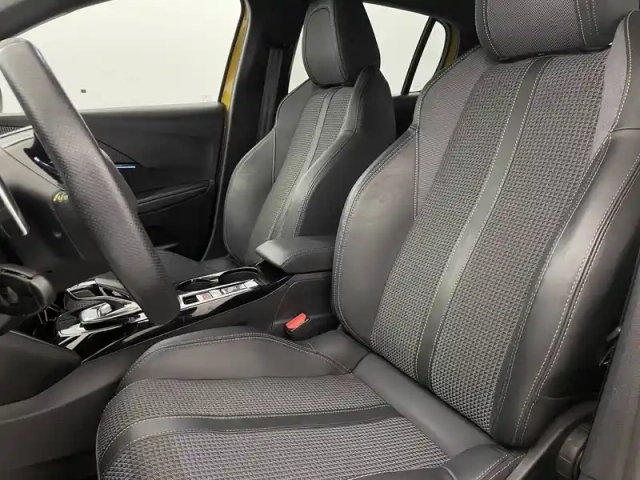 Peugeot 208 puretech 100 s&amp;s eat8 — photo 46