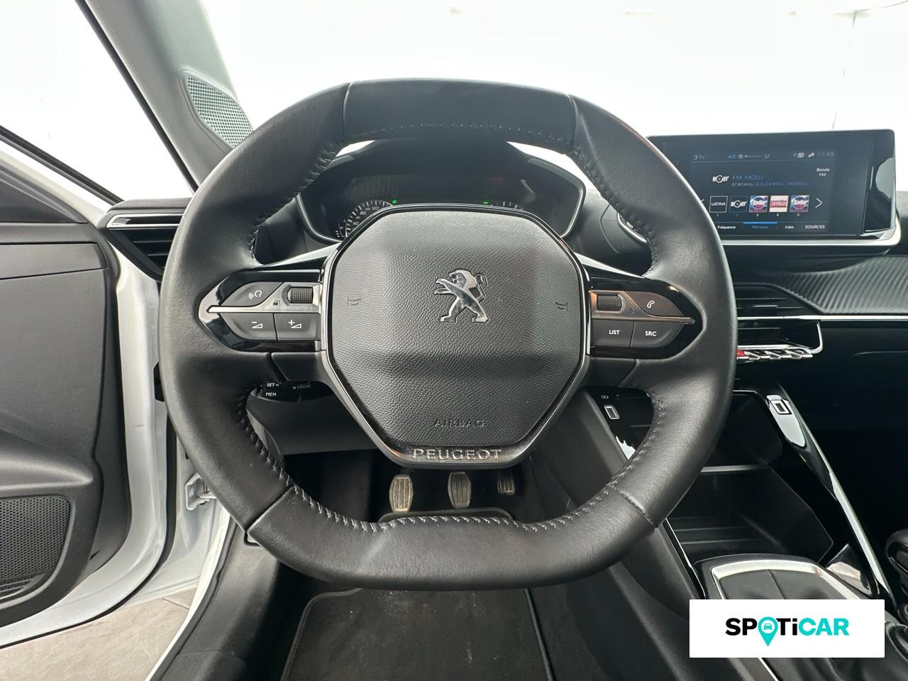 Peugeot 208 1.2 puretech 100ch s&s style 118g — photo 12