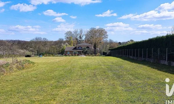 Terrain 3371 m²