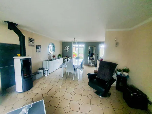 Maison de plain-pied 4 pièces 132 m²