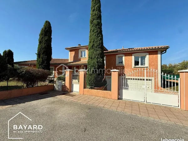Château 5 pièces 147 m²